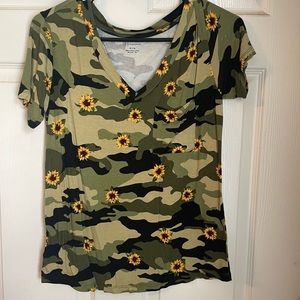Camo and Sunflower print tshirt